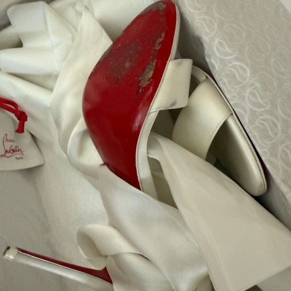 Christian Louboutin Ivory Sandale Du Desert - Picture 4 of 7